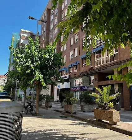 Piso Comodo Cerca De La Bahia De * 산탄데르